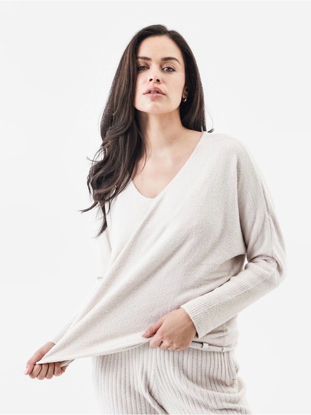 Women's Cream V-Neck Lightweight Knit Sweater